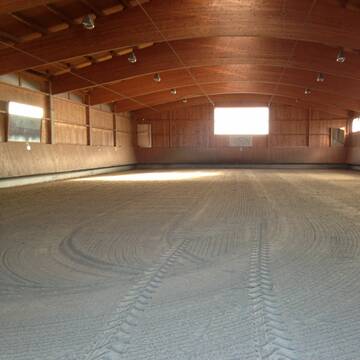 gepflegte Reithalle 20 x 40 m