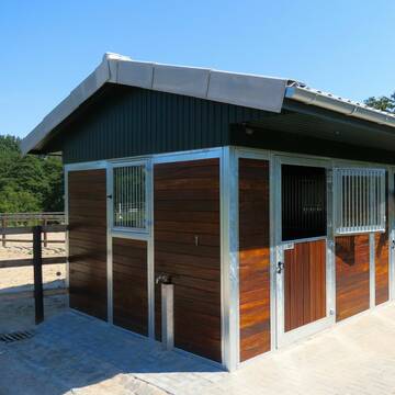 Neue Außenboxen mit direktem Zugang zum Sandpaddo