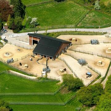 Bild: Stall in  Stadtwald