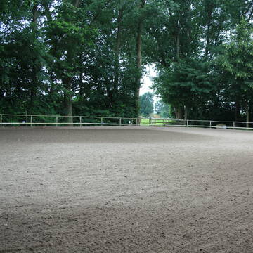 Bild: Stall in  Hüls