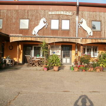 Sattelkammer Reiterstübli mit WC Bad
