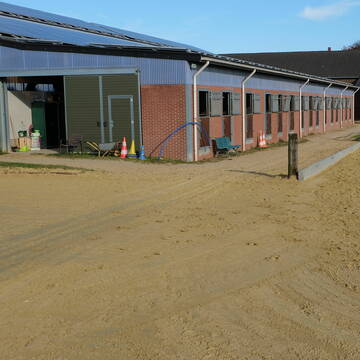 Außenplatz/Stallgasse