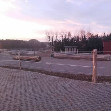 Bild: Stall in  Lauterstein