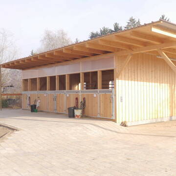 Bild: Stall in  Gilching