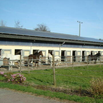 Bild: Stall in  Bergisch Gladbach