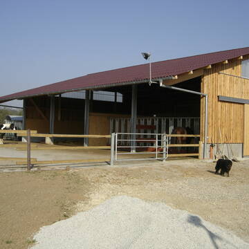 Bild: Stall in  Köngen
