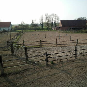 Winterpaddock und Reitplatz