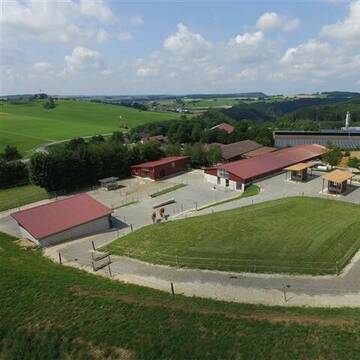 Bild: Stall in  Lauterstein