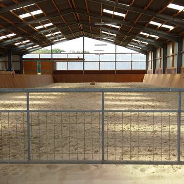 Bild: Stall in  Mönchengladbach