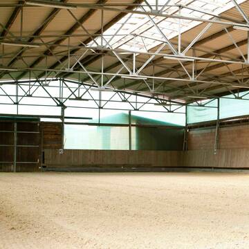 Bild: Stall in  Pfeffenhausen