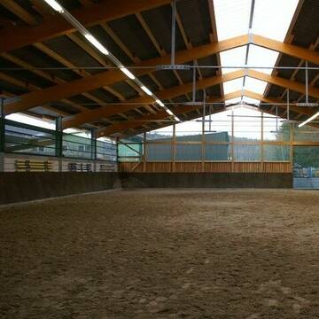 Bild: Stall in  Scharbach