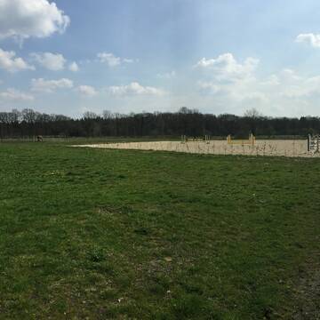 Bild: Stall in  Ausbüttel