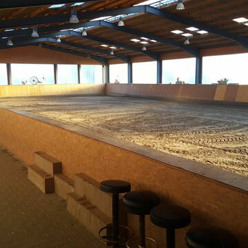 Bild: Stall in  Lotte