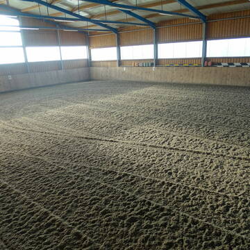 Bild: Stall in  Schöllnach