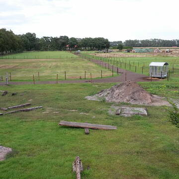 Bild: Stall in  Hatten