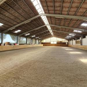 Bild: Stall in  Riedstadt