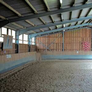 Bild: Stall in  Cleeberg