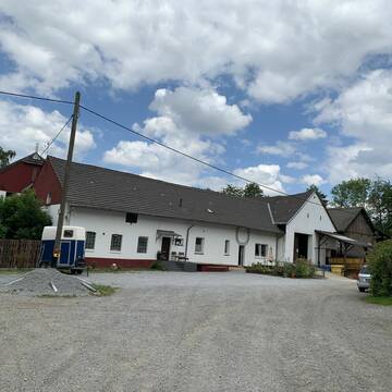 Bild: Stall in  Mettmann