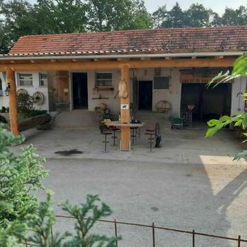 Bild: Stall in  Creußen