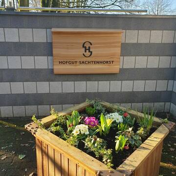 Bild: Stall in  Saarn