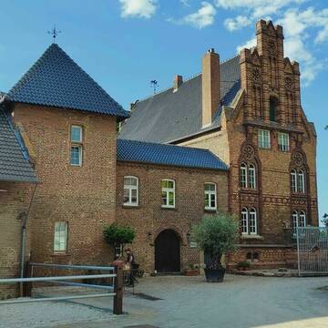 Bild: Stall in  Elsdorf