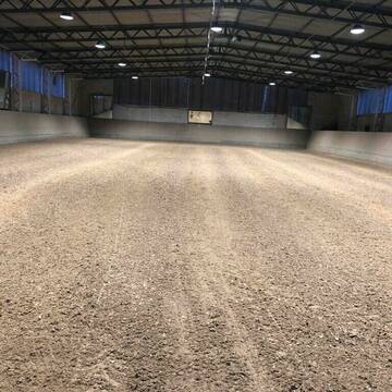 Reithalle (20x40m)