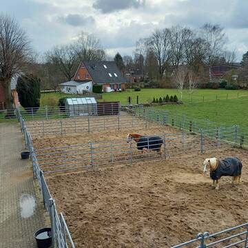 Bild: Stall in  Wohltorf