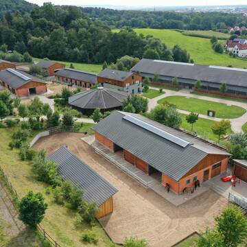 Bild: Stall in  Goldbach