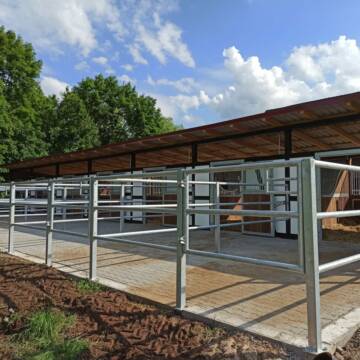 Bild: Stall in  Nidda