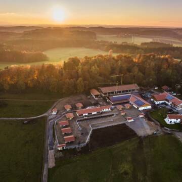 Bild: Stall in  Aying