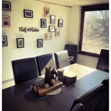 Bild: Stall in  Adelheidsdorf