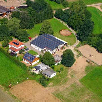 Bild: Stall in  Simmershausen