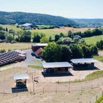 Bild: Stall in  Mühlbach