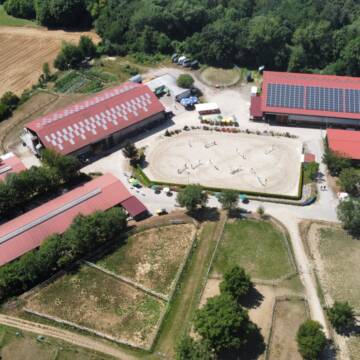 Bild: Stall in  Salzert