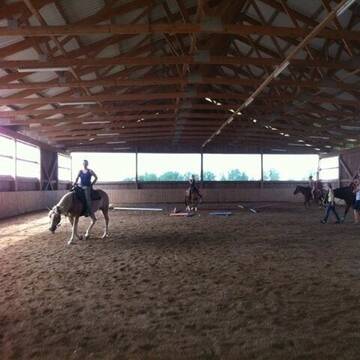 Bild: Stall in  Schwabhausen