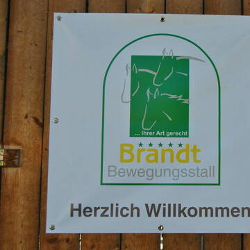 Bild: Stall in  Pastetten