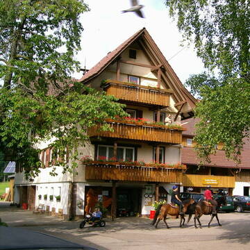 Bild: Stall in  Loßburg