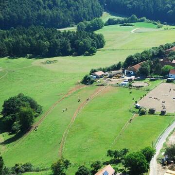 Bild: Stall in  Duggendorf