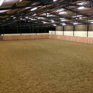 Bild: Stall in  Dünnwald