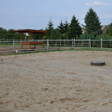 Bild: Stall in  Trebbin