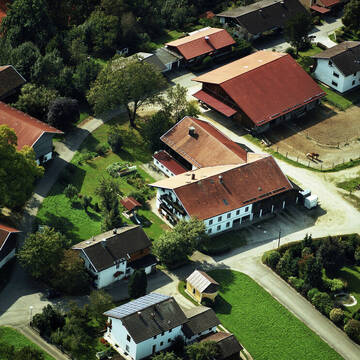 Bild: Stall in  Traunreut