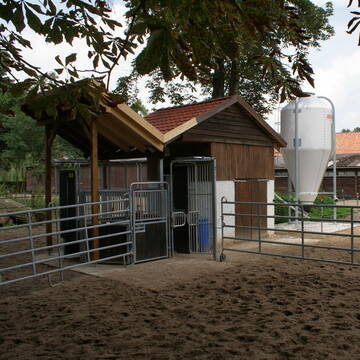 Kraftfutterstation & Selektion